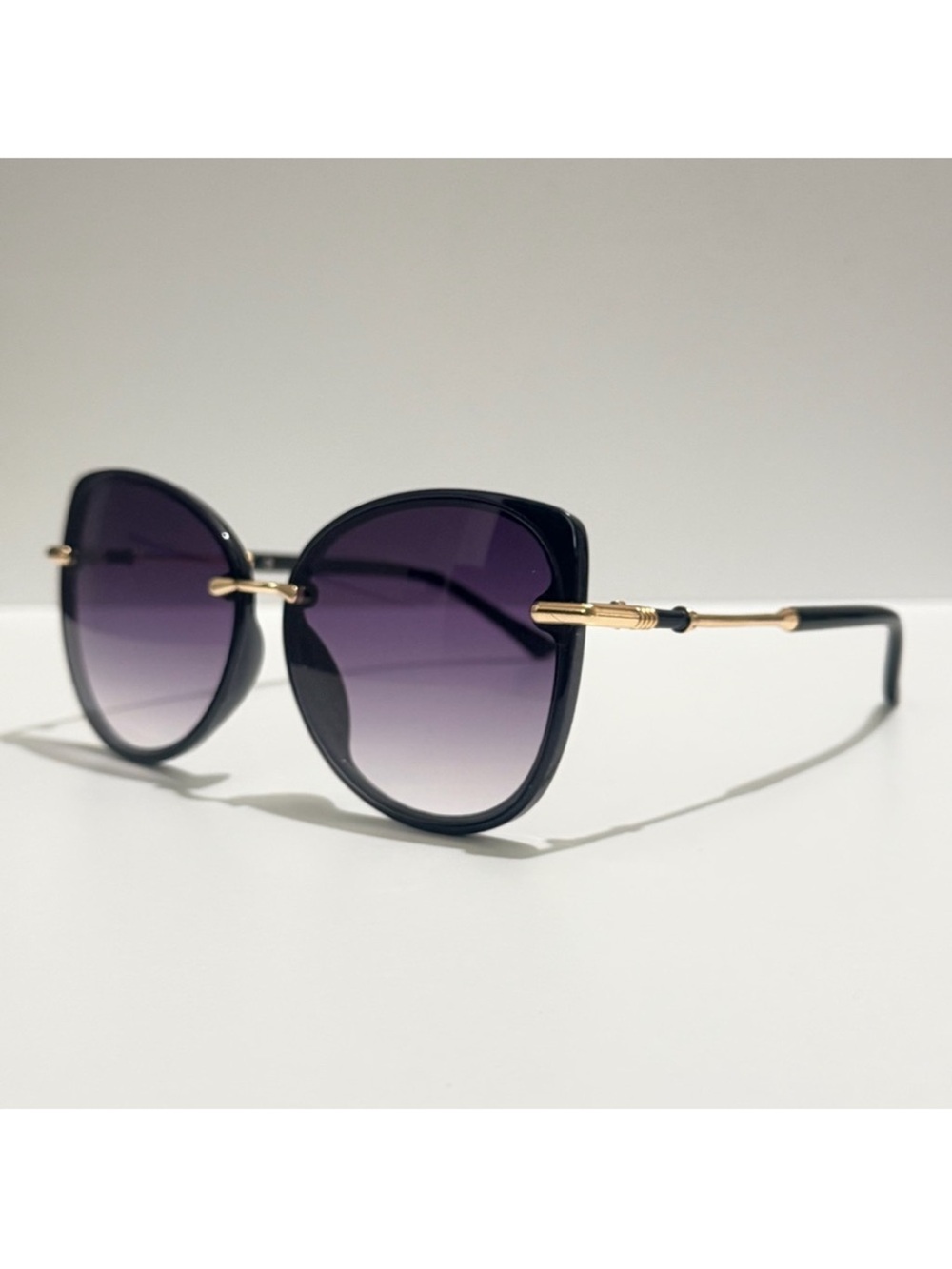 🍒3/$30 New Vintage-Inspired Cat Eye Sunglasses